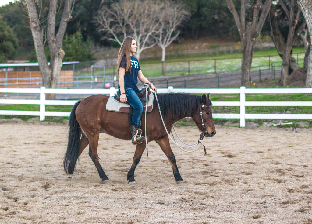 Why I Ride With *Very* Loose Reins (And Why It's Key)